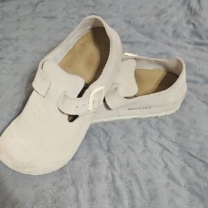 Birkenstock Women's Cream Mules